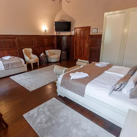 Belga Boutique Panzio Debrecen