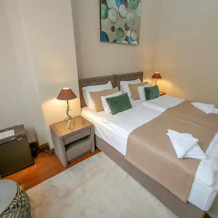 Belga Boutique Panzio Hotell 3*