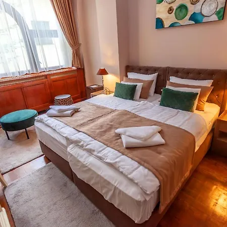 Отель Belga Boutique Panzio