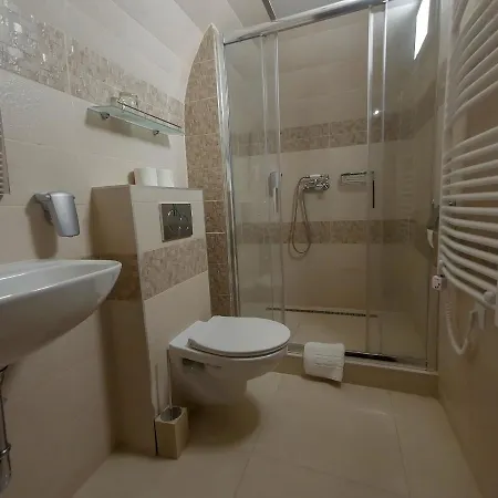 Отель Belga Boutique Panzio Дебрецен