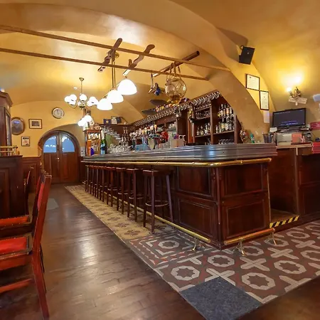 Belga Boutique Panzio Hotel 3*