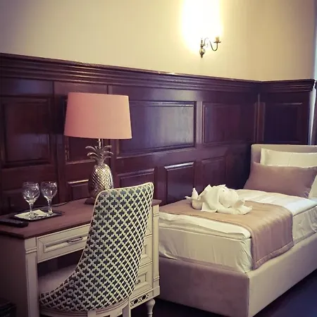 Belga Boutique Panzio 3*